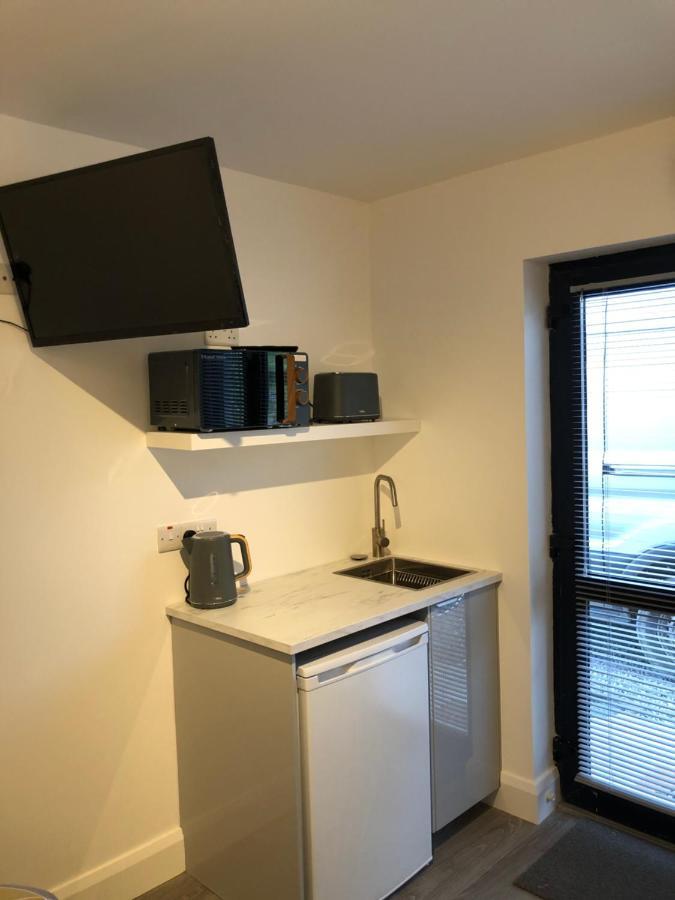 Skellig Port Accommodation - 1 Studio Bed Apartment Portmagee Bagian luar foto